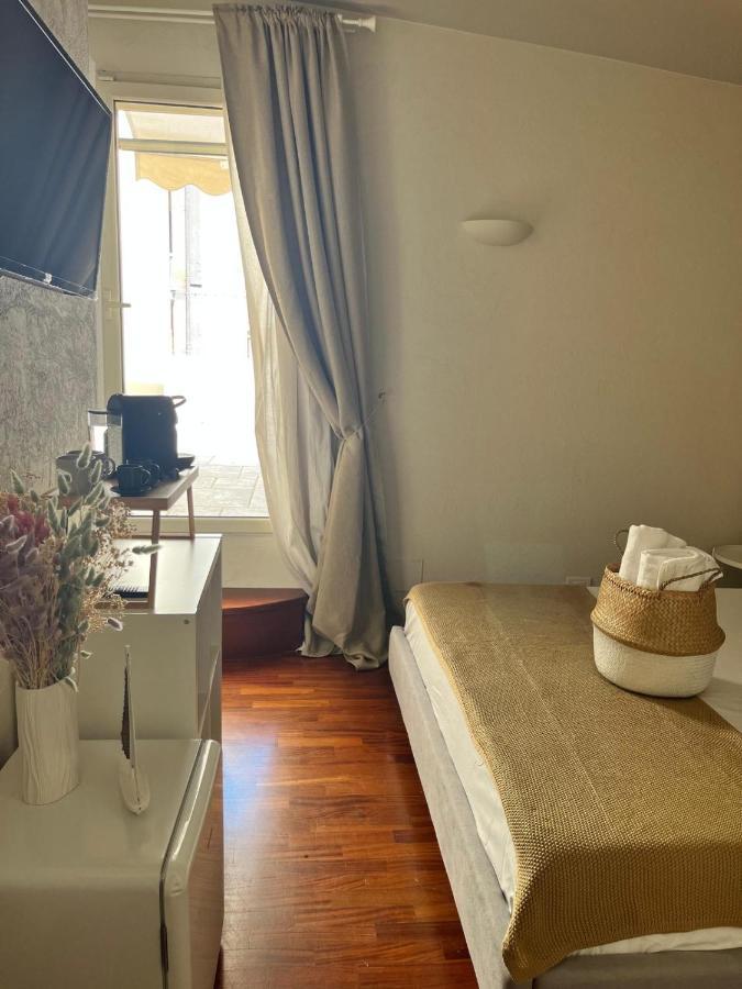 Apulia Journey - Manzoni 11 Hotel Bari Eksteriør billede