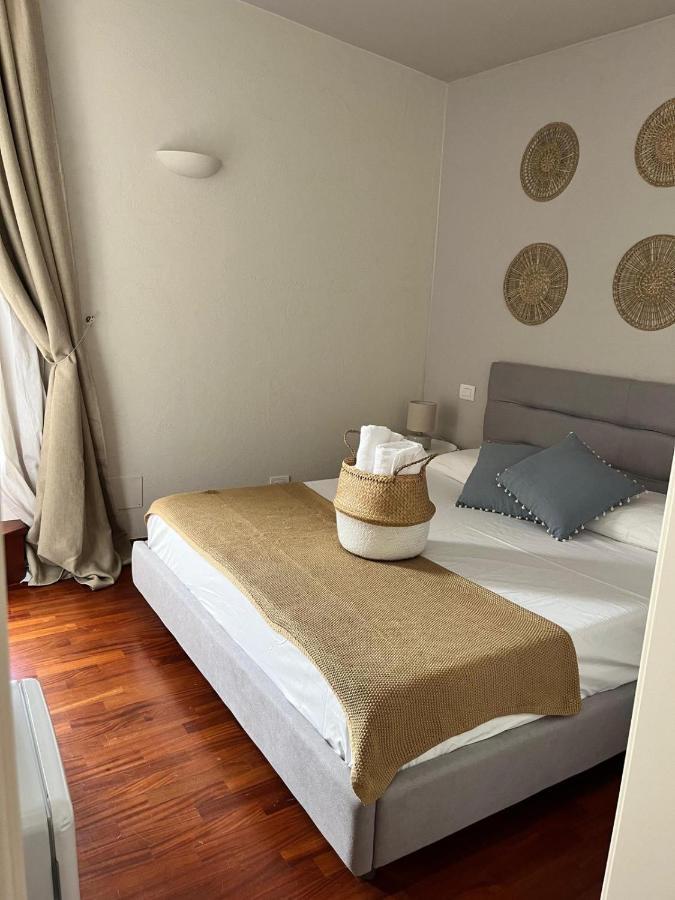 Apulia Journey - Manzoni 11 Hotel Bari Eksteriør billede