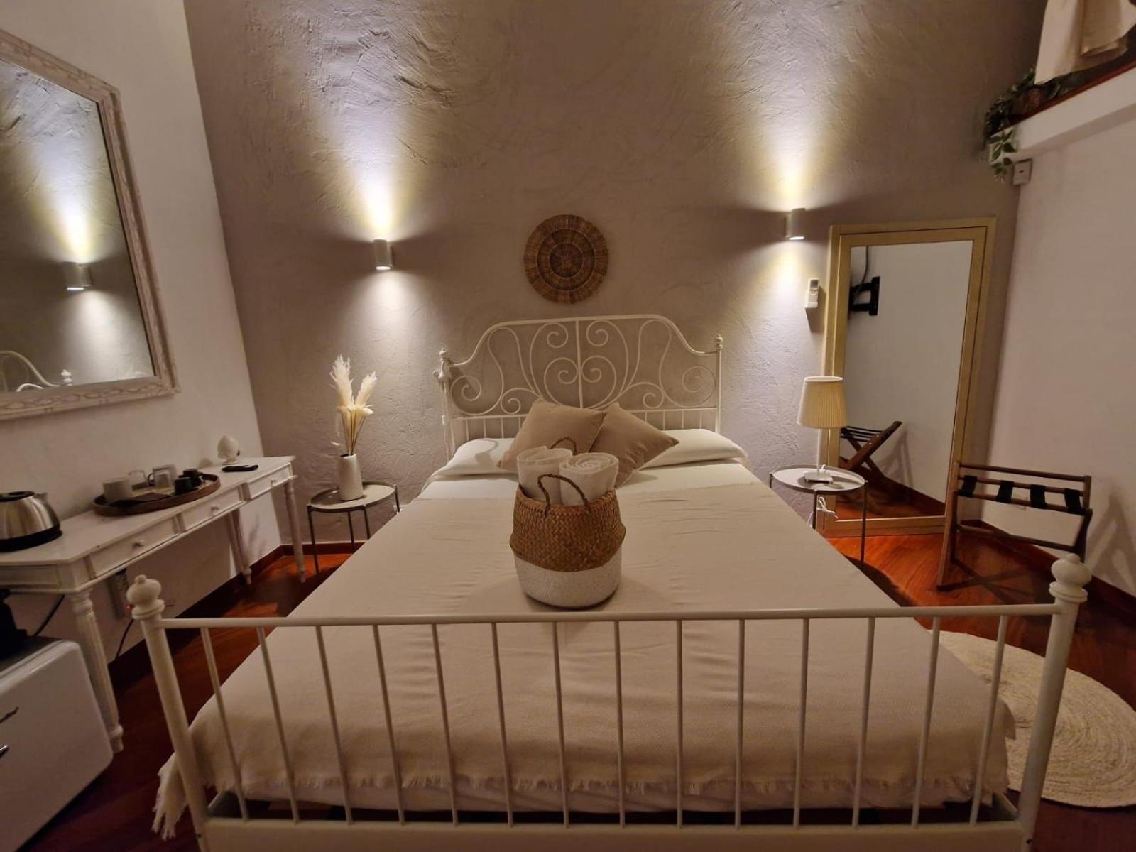 Apulia Journey - Manzoni 11 Hotel Bari Eksteriør billede